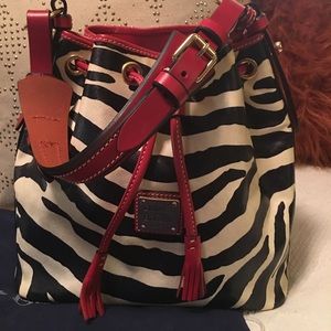 NWT DOONEY & BOURKE ZEBRA DRAWSTRING BUCKET